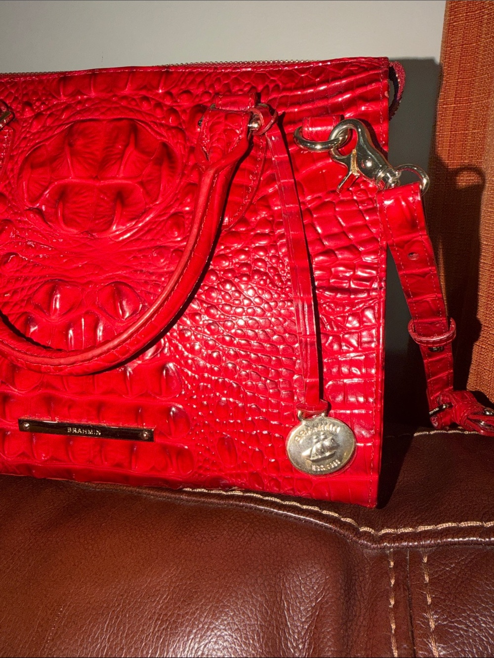 ‼️Brahmin Anywhere Convertible Embossed Red Leather Satchel Crossbody Bag - Picture 4 of 15